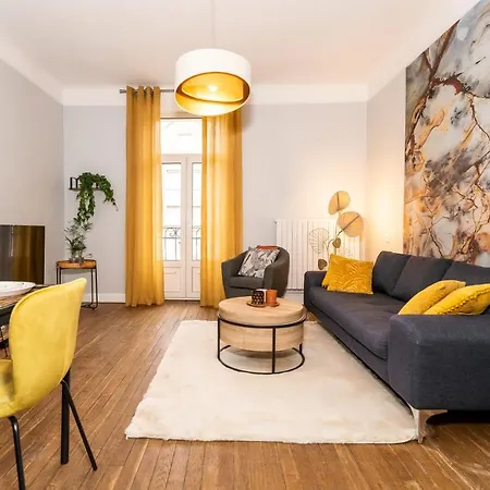 Audace - Appartement Premium 75m2 avec parking privé - Centre de Metz - 2 à 4 Personnes *