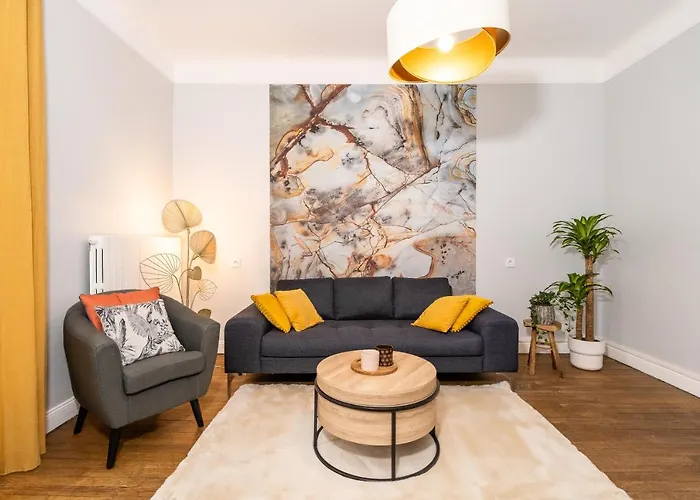 Audace - Premium 75m2 Avec Parking Prive - Centre De - 2 A 4 Personnes * 梅斯