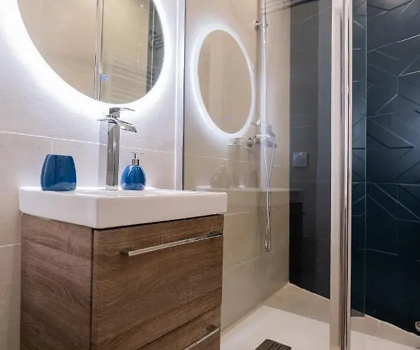 Audace - Premium 75m2 Avec Parking Prive - Centre De - 2 A 4 Personnes 公寓